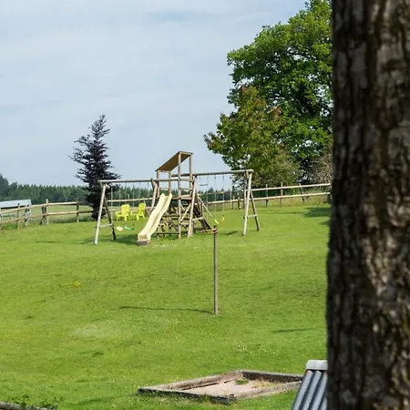 Le Chateau-ferme De Laval : La Forge Nyaraló Sainte-Ode